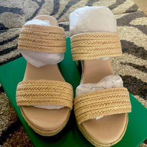 Chocolate blu raffia sandals size 7